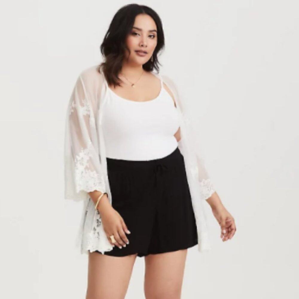 Torrid Black High Waisted Lace Up Shorts Size 0X